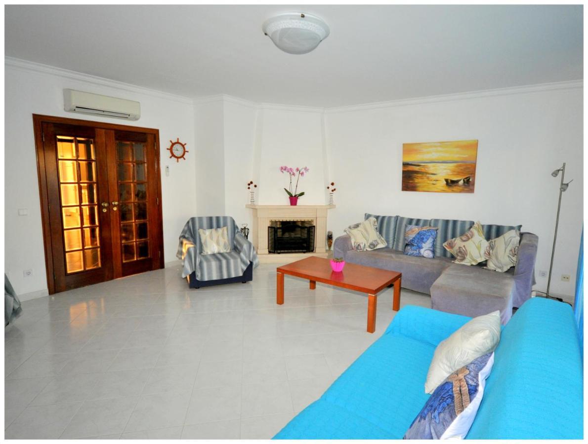 Apartamentos Capitolina كوارتيرا المظهر الخارجي الصورة
