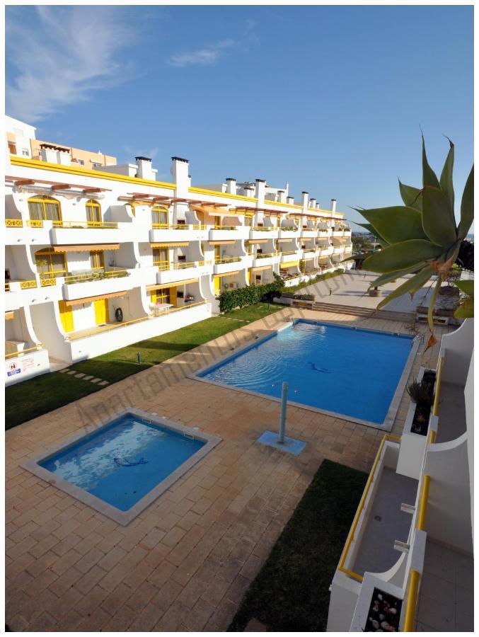 Apartamentos Capitolina كوارتيرا المظهر الخارجي الصورة